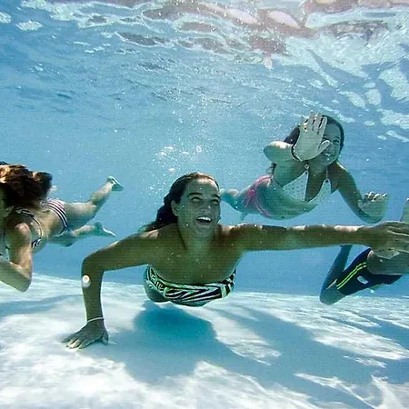 Mouras 4*
